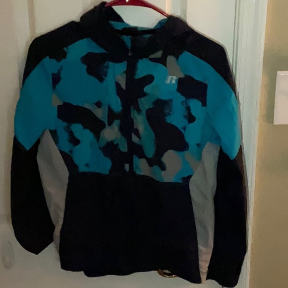 Boys wind breaker pull over - Picture 2 of 2